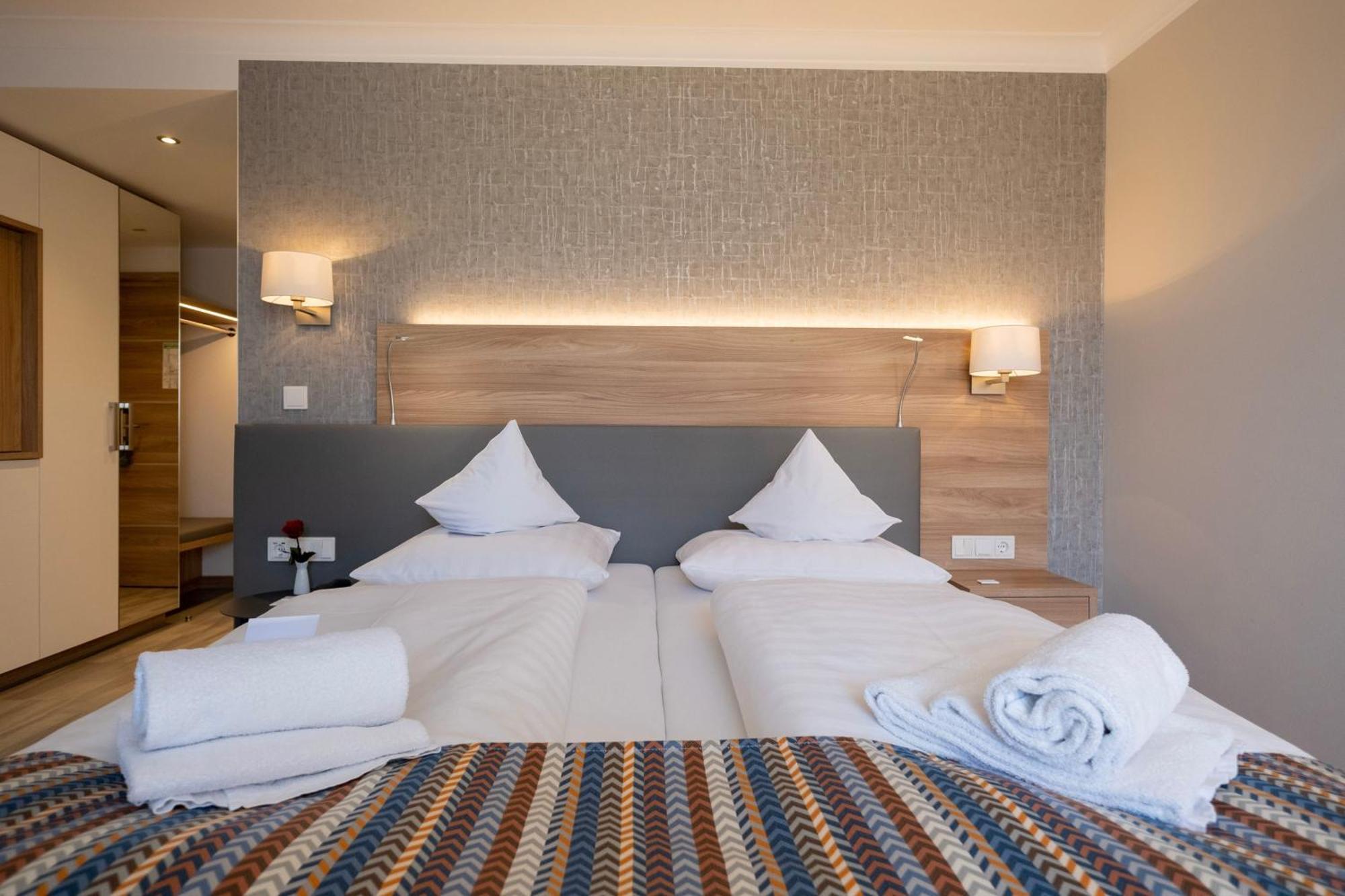 Hotel St. Wolfgang Bad Griesbach  Exteriör bild